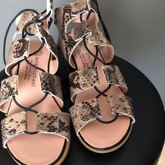 Eric Michael Shoes - Eric Michael EU 39 Tie Sandals, Cobra, Python NWOT